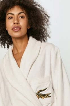 Μπουρνούζια Μπουρνούζι Lacoste άσπρο -Lacoste Κατάστημα unnamed file 1511